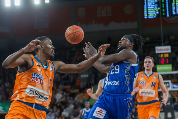 这一成就引 这一成就引